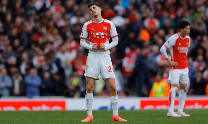 Tiền đạo Kai Havertz thất vọng sau bàn thua của Arsenal. Ảnh: Guardian