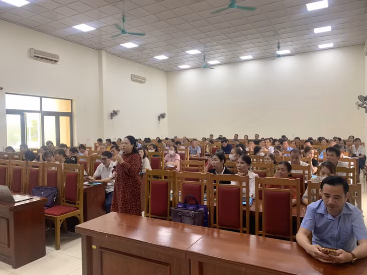Quang cảnh buổi tập huấn.