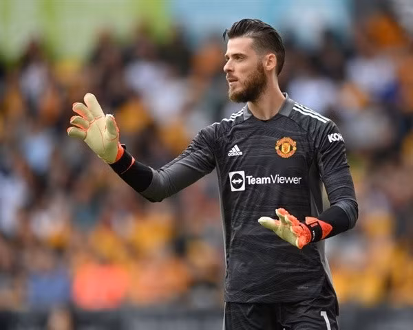 Juventus đưa De Gea vào tầm ngắm.