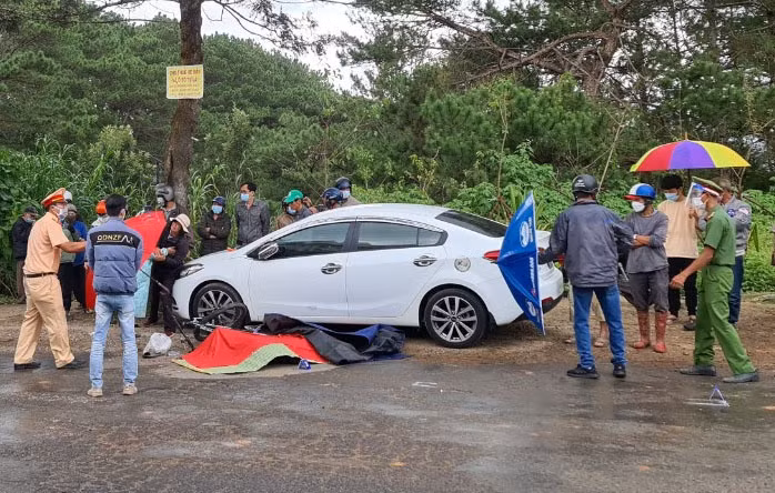 Tong chet nam sinh roi bo chay anh 1