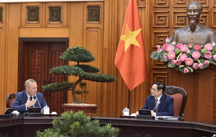 Đại sứ Anh Gareth Ward nhấn mạnh Chính phủ Anh coi Việt Nam là đối tác quan trọng ở khu vực. Ảnh: VGP/Nhật Bắc Đại sứ Anh Gareth Ward nhấn mạnh Chính phủ Anh coi Việt Nam là đối tác quan trọng ở khu vực. Ảnh: VGP/Nhật Bắc