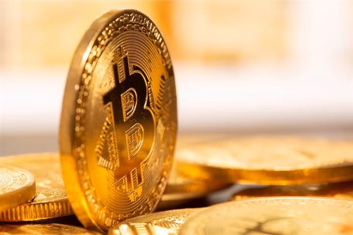 Giá Bitcoin tăng mạnh mẽ sau khi nhận nhiều thông tin tích cực.