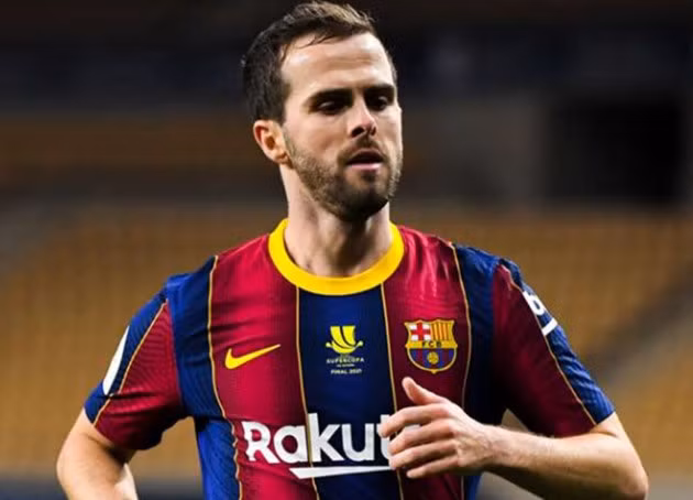 Pjanic chia tay Camp Nou.