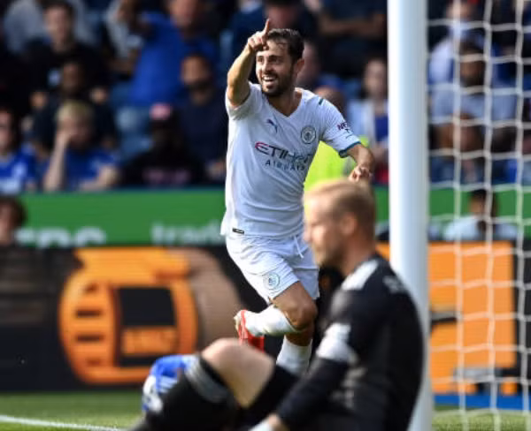 Silva ghi bàn duy nhất mang về chiến thắng cho Man City.