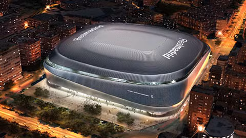 Đêm nay, sân Bernabeu mở cửa trở lại sau 560 ngày ảnh 1