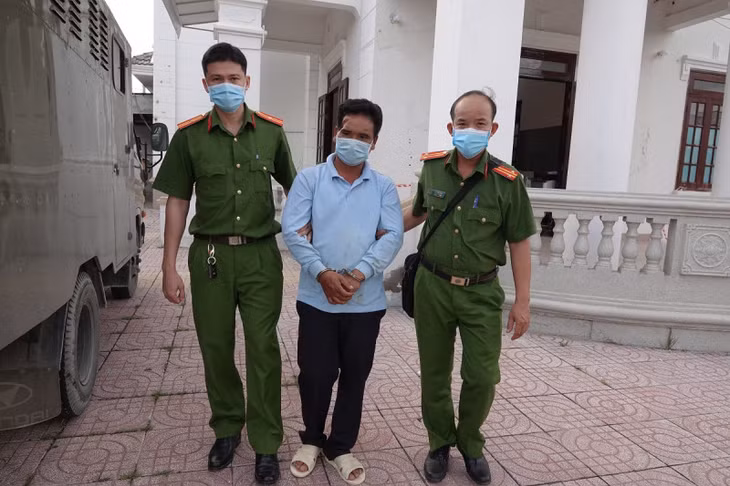 Trần Đình Trung bị bắt giữ sau khi gây án.