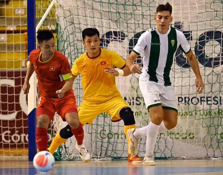 Đội tuyển futsal Việt Nam cầm hòa đội bóng hàng đầu Tây Ban Nha