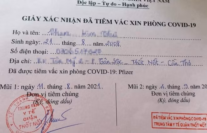 Xon xao be gai 13 tuoi o Can Tho duoc tiem 2 mui vaccine Pfizer anh 1