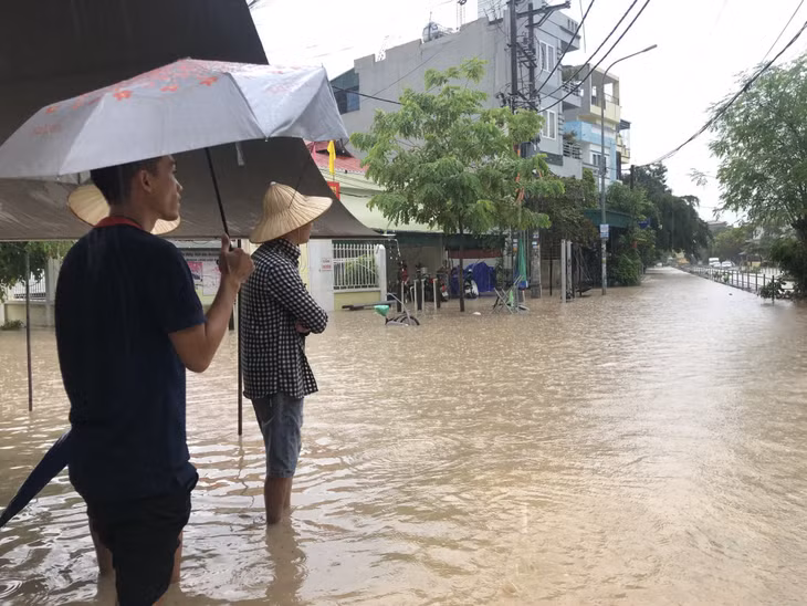 Lượng mưa lớn trong 2 ngày qua tại một số địa phương đã gây ra tình trạng ngập lụt cục bộ. Ảnh: Minh Đức