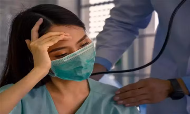 Các triệu chứng COVID-19 kéo dài ở những phụ nữ đã từng nhiễm virus được báo cáo cao hơn.