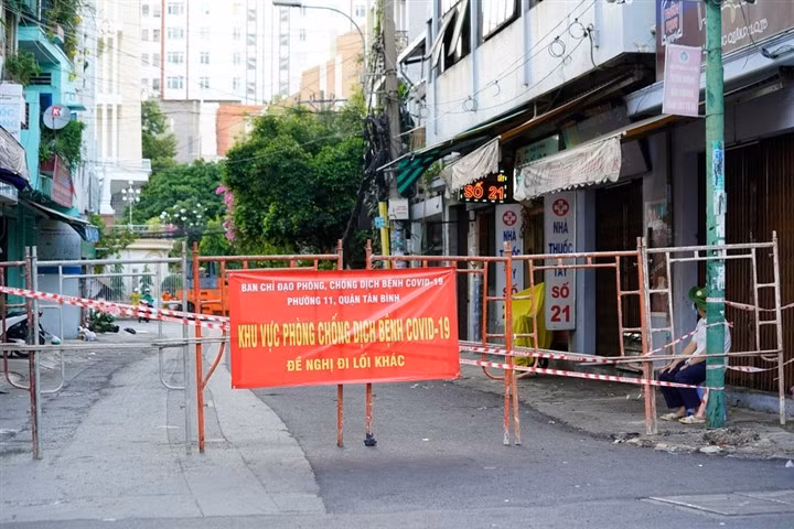 Một chốt chặn phòng dịch tại phường 11, quận Tân Bình.