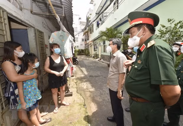 PTT Vu Duc Dam kiem tra cong tac phong, chong dich tai quan Go Vap hinh anh 1