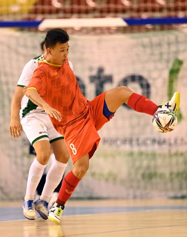 Đội tuyển futsal Việt Nam cầm hòa đội bóng hàng đầu Tây Ban Nha