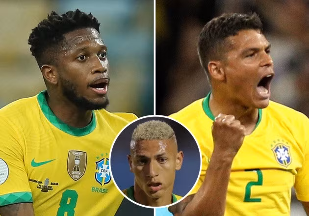 Hàng loạt cầu thủ Brazil bị cấm thi đấu trong 5 ngày.