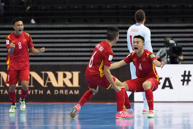 Futsal Viet Nam lap lai lich su, lot vao vong 1/8 Futsal World Cup hinh anh 1