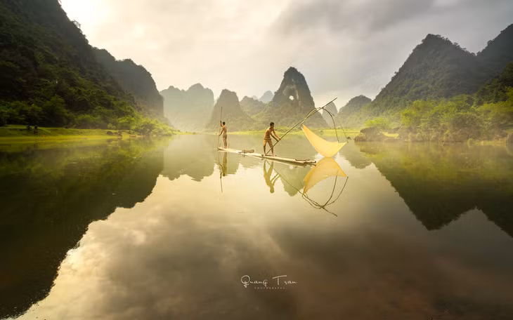 Ngắm vẻ đẹp như tranh thủy mặc ở vùng đất biên giới Trùng Khánh ảnh 3