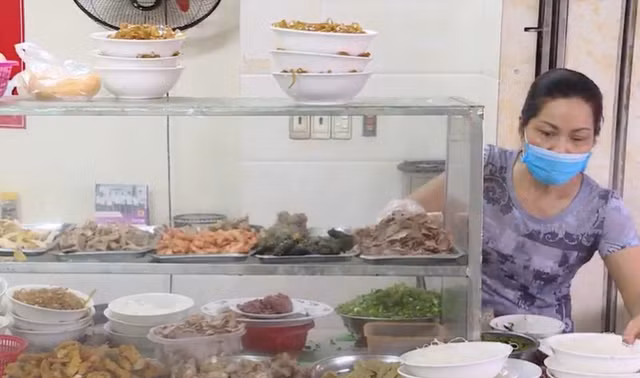 Một số địa phương nới lỏng biện pháp phòng, chống dịch COVID-19 - Ảnh 1.