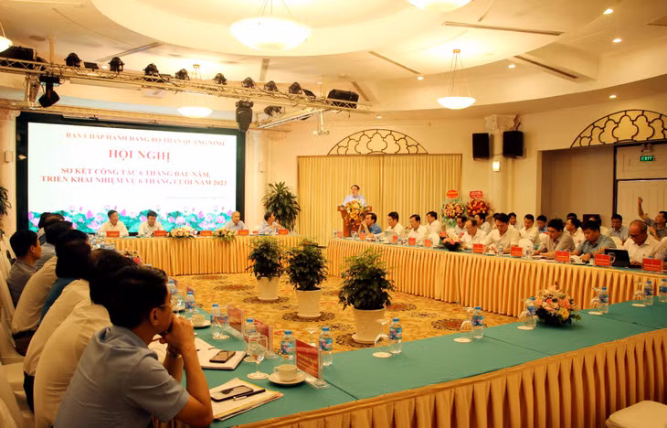 Đảng ủy Than Quảng Ninh họp triển khai nhiệm vụ những tháng cuối năm 2023.