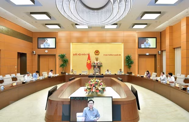 Chu tich Quoc hoi chu tri cuoc hop ve Chuong trinh Muc tieu Quoc gia hinh anh 2