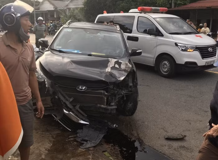 Bị cán bộ thuế say xỉn điều khiển ôtô tông trúng, người phụ nữ tử vong 1
