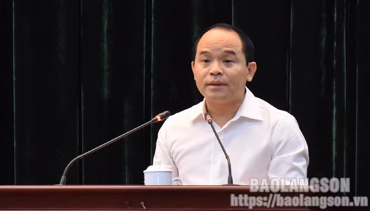 Đồng chí Nguyễn Quốc Đoàn, Ủy viên Trung ương Đảng, Bí thư Tỉnh ủy Lạng Sơn phát biểu tại buổi làm việc.
