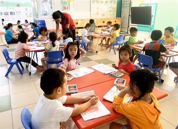 Thu tuong: Bao dam sach giao khoa va giao vien cho nam hoc 2023-2024 hinh anh 2