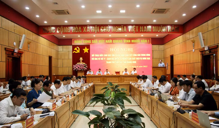 Quang cảnh hội nghị.