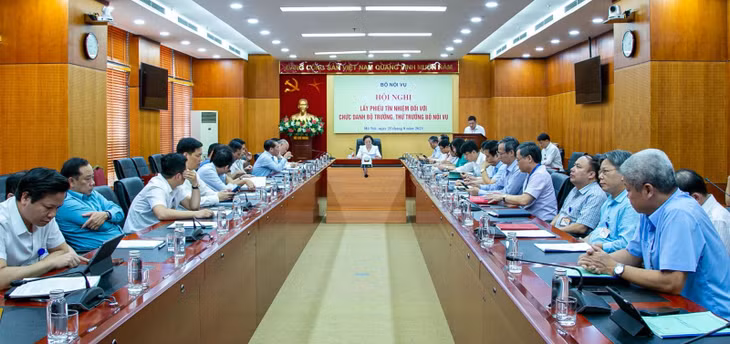 Quang cảnh hội nghị.