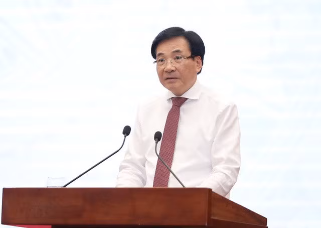 Bộ trưởng, Chủ nhiệm VPCP Trần Văn Sơn chủ trì họp báo Chính phủ thường kỳ tháng 7 - Ảnh: VGP/Nhật Bắc