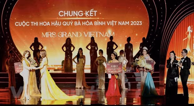 'Nguoi dep dat Cang' dang quang cuoc thi Mrs Grand Vietnam 2023 hinh anh 1