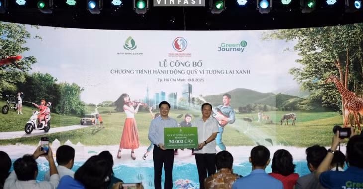 Quỹ “Vì Tương lai xanh” cũng sẽ chính thức trao biểu trưng tặng 30.000 cây để trồng rừng tại huyện Cần Giờ.