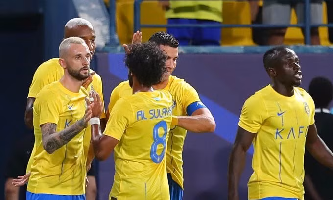 Cầu thủ Al Nassr mừng bàn mở tỷ số trước Shabab Al Ahli Dubai trên sân Al-Awwal ở Riyad, Arab Saudi ngày 22/8/2023. Ảnh: ANFC