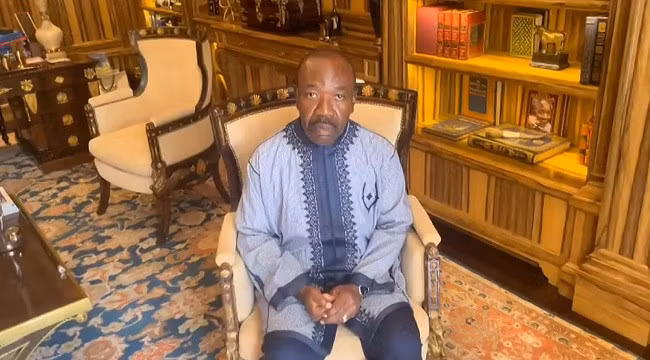 Tổng thống Gabon xuất hiện trong đoạn video. Ảnh: AFP