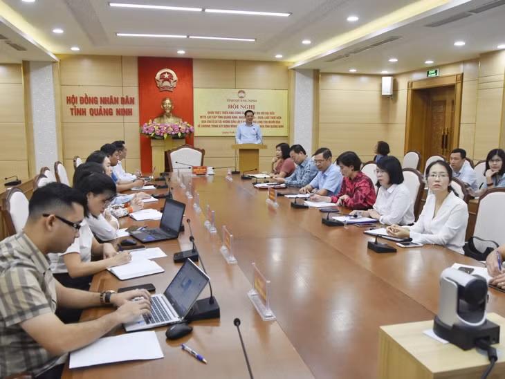 Quang cảnh tại điểm cầu hội nghị cấp tỉnh.