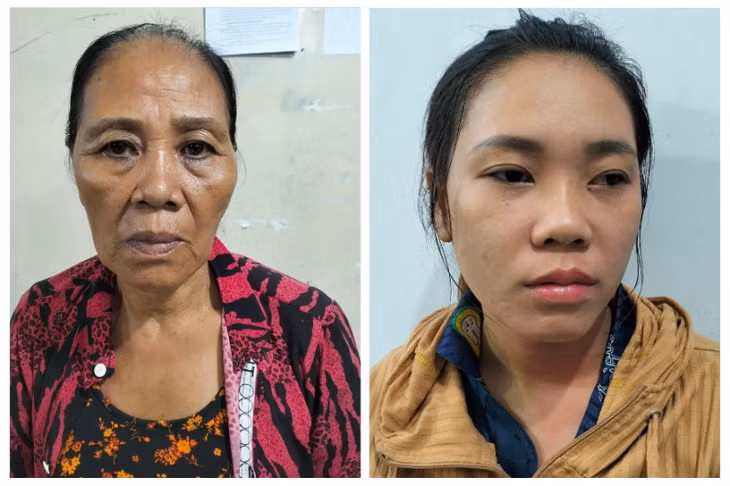 Hai mẹ con Phượng và Phân.