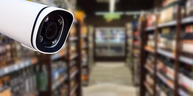 Hệ thống camera giám sát tích hợp A.I trong siêu thị khiến nhiều người lo ngại về quyền riêng tư (Ảnh minh họa: Getty).