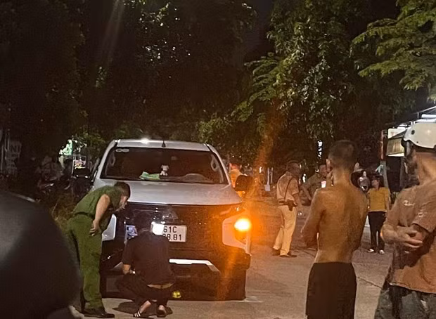 Binh Duong: Be trai 17 thang tuoi bi oto hang xom dam tu vong hinh anh 1