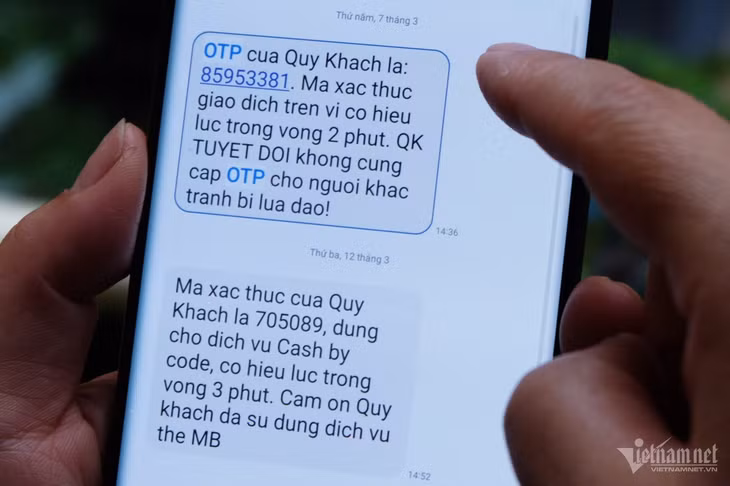 Tin nhắn OTP là biện pháp xác thực 2 yếu tố được sử dụng phổ biến tại Việt Nam. Ảnh: Trọng Đạt