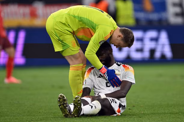 Khả năng ra sân của Antonio Rudiger còn bỏ ngỏ.
