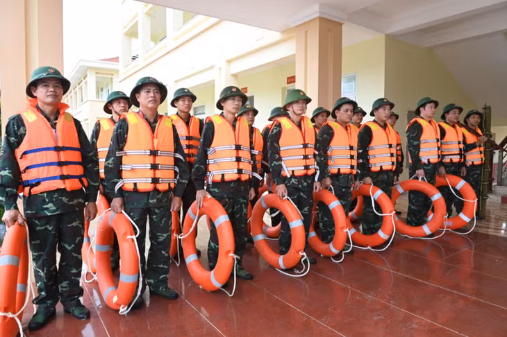 Ban CHQS huyện Cô Tô luôn sẵn sàng lực lượng và phương tiện tham gia PCTT-TKCN.