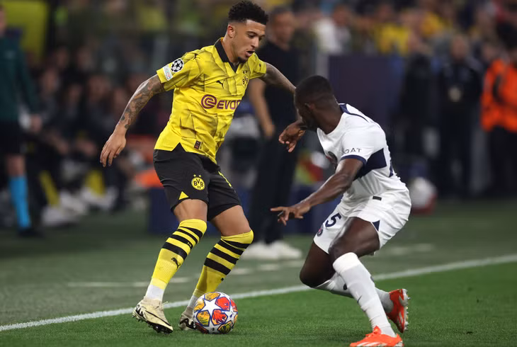 Sancho tỏa sáng ở bán kết trước PSG
