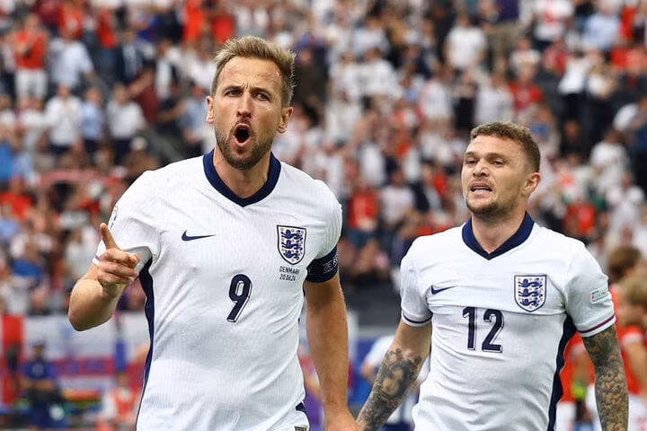 Harry Kane ghi bàn trong trận hòa 1-1 trước Đan Mạch.