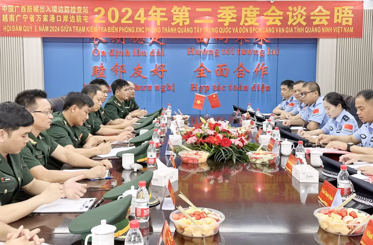 Quang cảnh buổi tọa đàm.