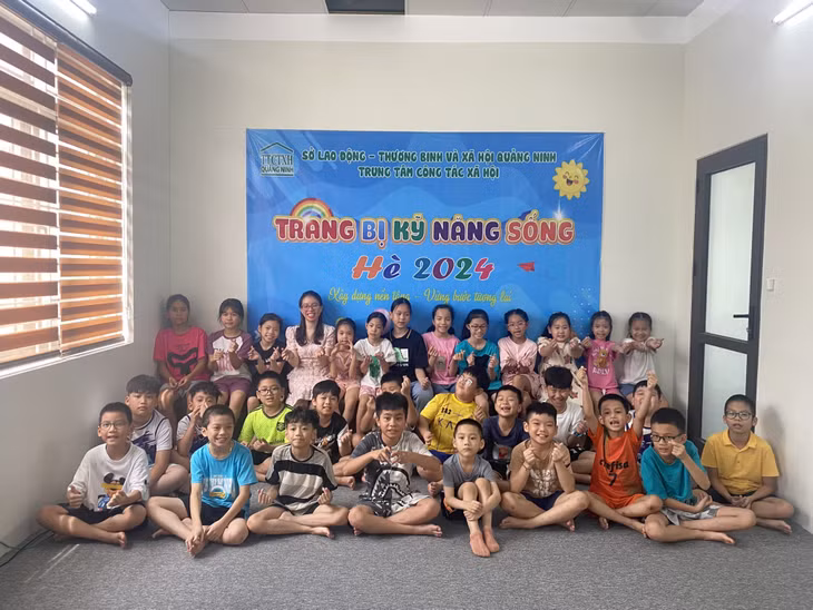 Lớp học kỹ năng sống miễn phí tại Trung tâm Công tác xã hội tỉnh.