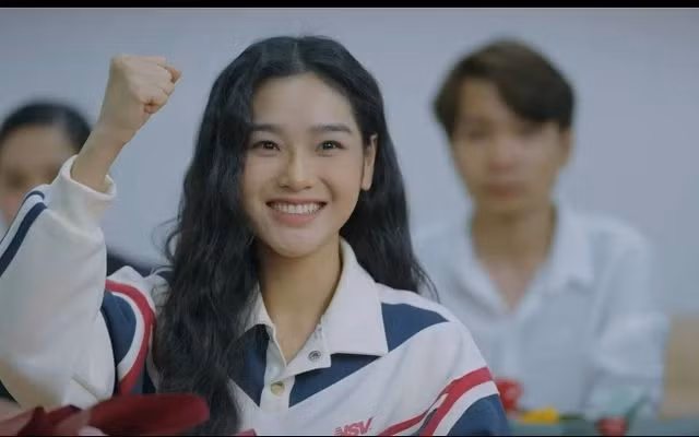 Cù Thị Trà trong Những nẻo đường gần xa.