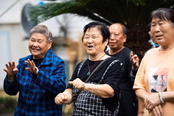 Nghỉ hưu là cơ hội mới để tận hưởng cuộc sống, khám phá bản thân. Ảnh: Xinhua