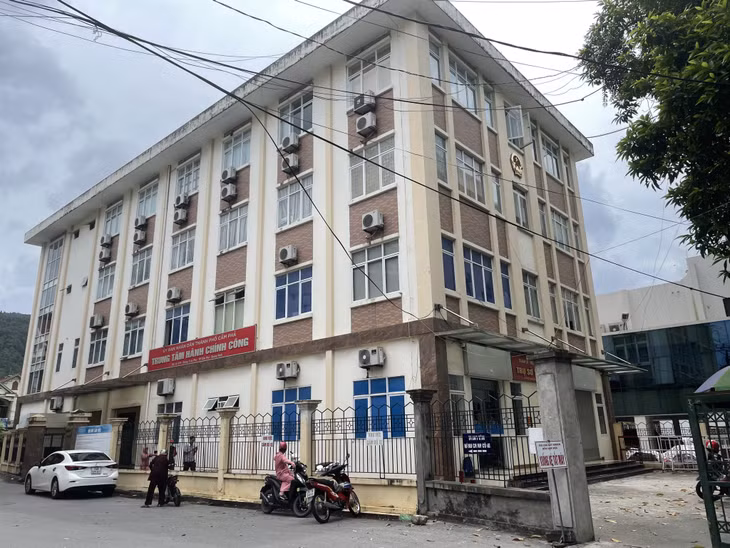 Dự án sửa chữa Trung tâm Hành chính công TP Cẩm Phả đang được triển khai thi công.