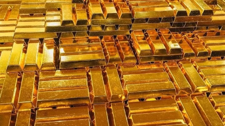Giá vàng thế giới cuối tuần đứng ở mức 2.327 USD/ounce, tăng 6 USD so với cuối tuần trước. (Ảnh minh hoạ)