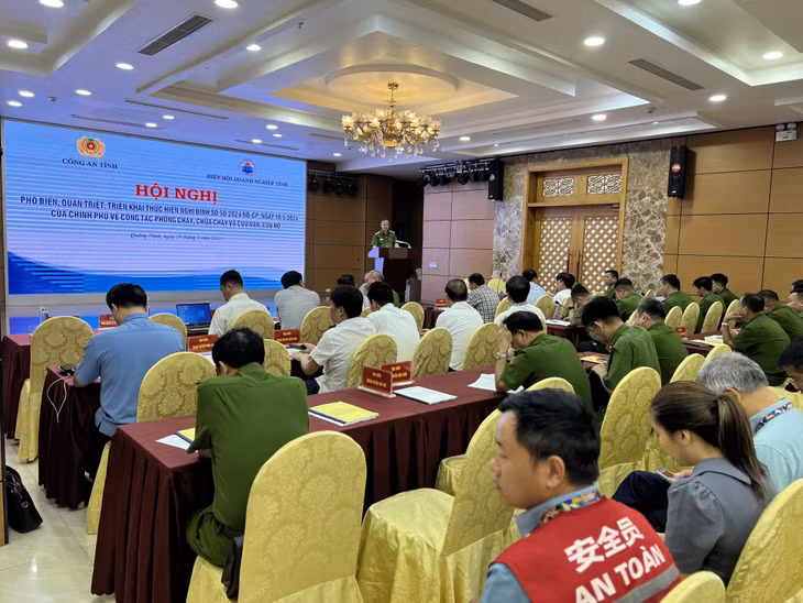 Công an tỉnh tổ chức phổ biến quy định mới về PCCC cho các doanh nghiệp, cơ sở.