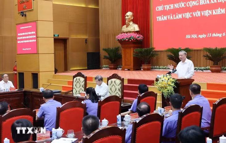 Chủ tịch nước Tô Lâm phát biểu kết luận tại buổi làm việc với Viện Kiểm sát Nhân dân Tối cao. (Ảnh: Nhan Sáng/TTXVN)